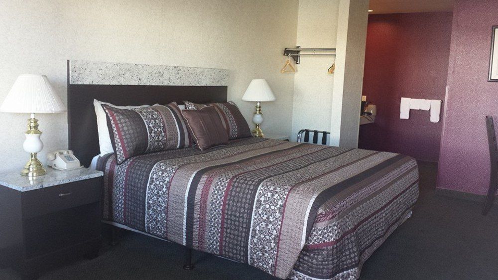 Gridley Inn & Rv Park Bagian luar foto